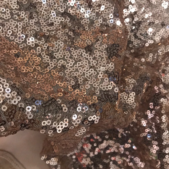 Tunic - Picture 3 of 4